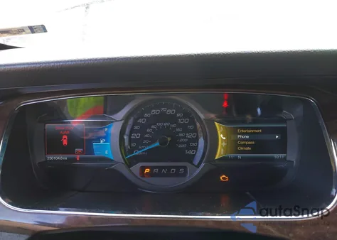 2013 Ford Taurus Limited z USA, uszkodzony, nr VIN 1FAHP2F87DG106181